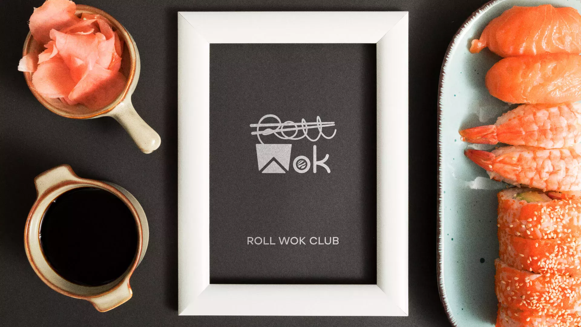 Разработка логотипа суши-бара «Roll Wok Club» в Рудне